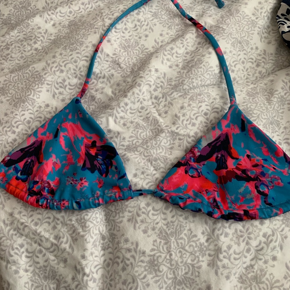 Jolyn bikini top